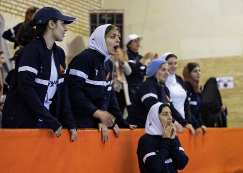 قهرمانی تیم هلدینگ عظام در اولین دوره‌ی مسابقات فوتسال زنان عظام 98