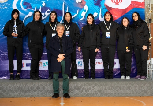 قهرمانی تیم هلدینگ عظام در اولین دوره‌ی مسابقات فوتسال زنان عظام 14