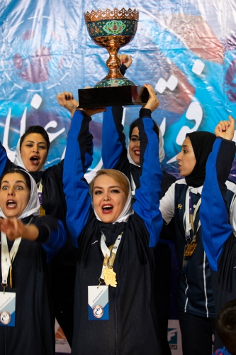 قهرمانی تیم هلدینگ عظام در اولین دوره‌ی مسابقات فوتسال زنان عظام 27