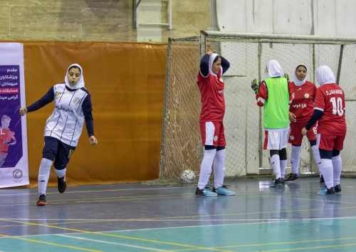قهرمانی تیم هلدینگ عظام در اولین دوره‌ی مسابقات فوتسال زنان عظام 35