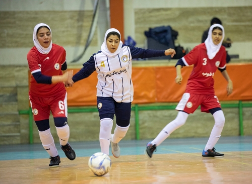 قهرمانی تیم هلدینگ عظام در اولین دوره‌ی مسابقات فوتسال زنان عظام 40