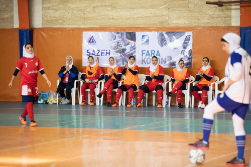 قهرمانی تیم هلدینگ عظام در اولین دوره‌ی مسابقات فوتسال زنان عظام 93
