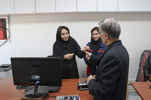 تصاویر بازدید از کارخانه‌های پایاذوب و پویانوین 66