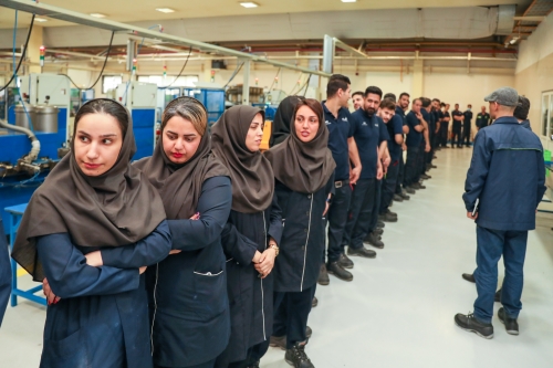 تصاویر بازدید از کارخانه‌ پویان‌صنعت‌نهاد و مجموعه مدیریت بازار 36