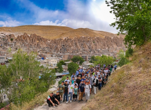 برگزاری رادیو عظام خانواده برای فرزندان کارکنان پیستون 15