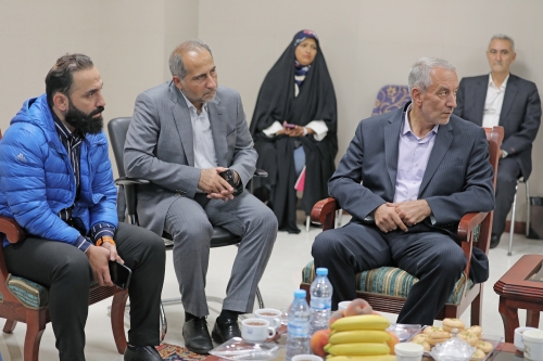 حضور عباس ایروانی در افتتاح پروژه های مسئولیت اجتماعی عظام 79