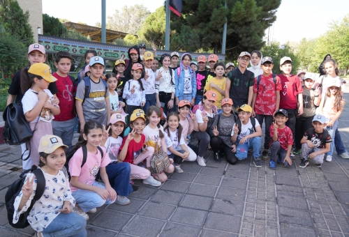 برگزاری رادیو عظام خانواده برای فرزندان کارکنان پیستون 64