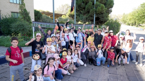 برگزاری رادیو عظام خانواده برای فرزندان کارکنان پیستون 68
