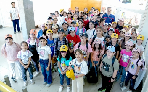 برگزاری رادیو عظام خانواده برای فرزندان کارکنان پیستون 69