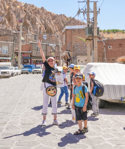 برگزاری رادیو عظام خانواده برای فرزندان کارکنان پیستون 74