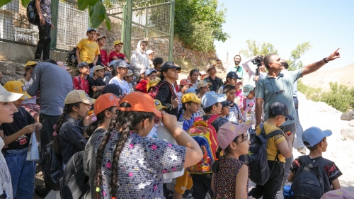 برگزاری رادیو عظام خانواده برای فرزندان کارکنان پیستون 77
