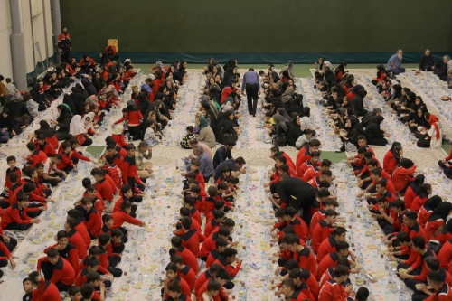 حضور اعضای کانون مهر عظام اسلامشهر در مراسم افطاری هلدینگ عظام 60