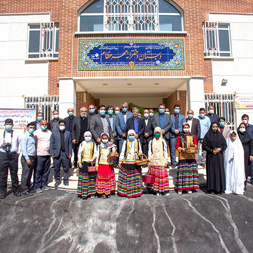 افتتاح و کلنگ‌زنی مدرسه در تاکستان