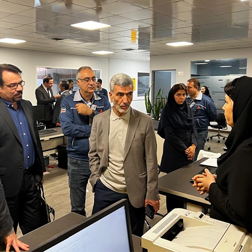 بازدید و جلسه پایش اهداف و عملکرد مدیر هلدینگ قطعات خودرو عظام از شرکت های تولیدی سازه سیم پویش و سازه پویش در شهر صنعتی اشتهارد