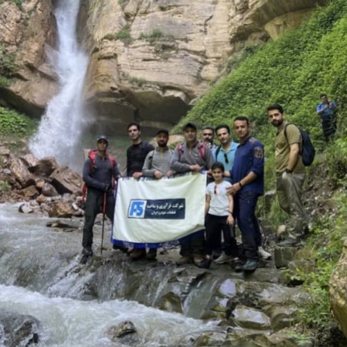 برنامه کوهنوردی همکاران شرکت فرآوری و ساخت در مسیر آبشار خربو(ماسوله)