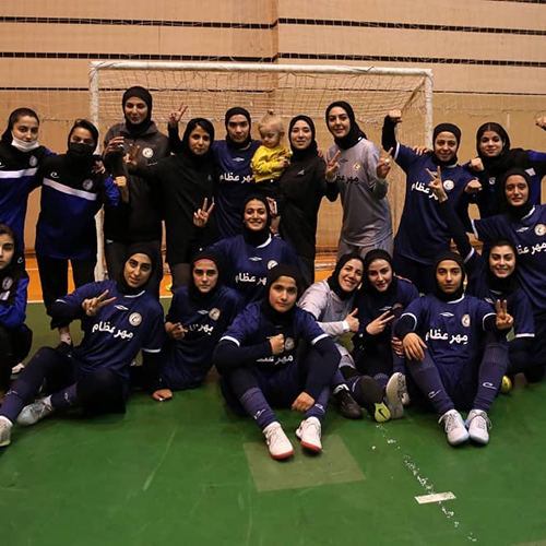 صعود تیم فوتسال دختران مهرعظام به جمع هشت تیم برتر لیگ دسته یک