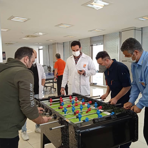 آغاز مسابقات دهه فجر در استام صنعت 