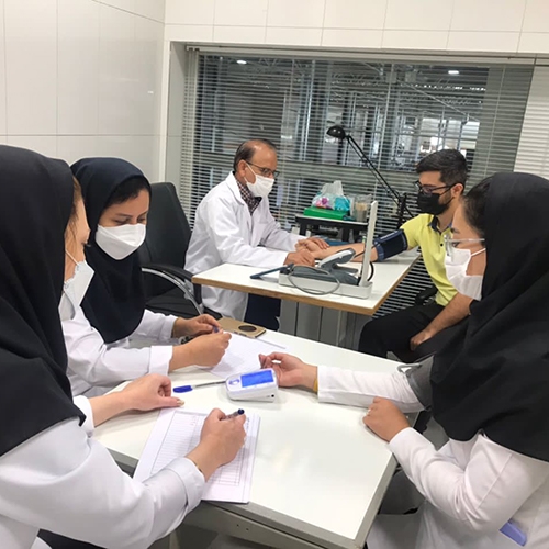 اجرای طرح پایش فشارخون پرسنل به مناسبت روز جهانی فشارخون در استام صنعت